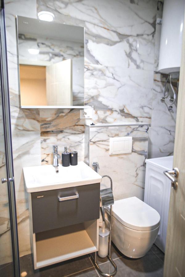 Allure Apartments Улцинь Экстерьер фото